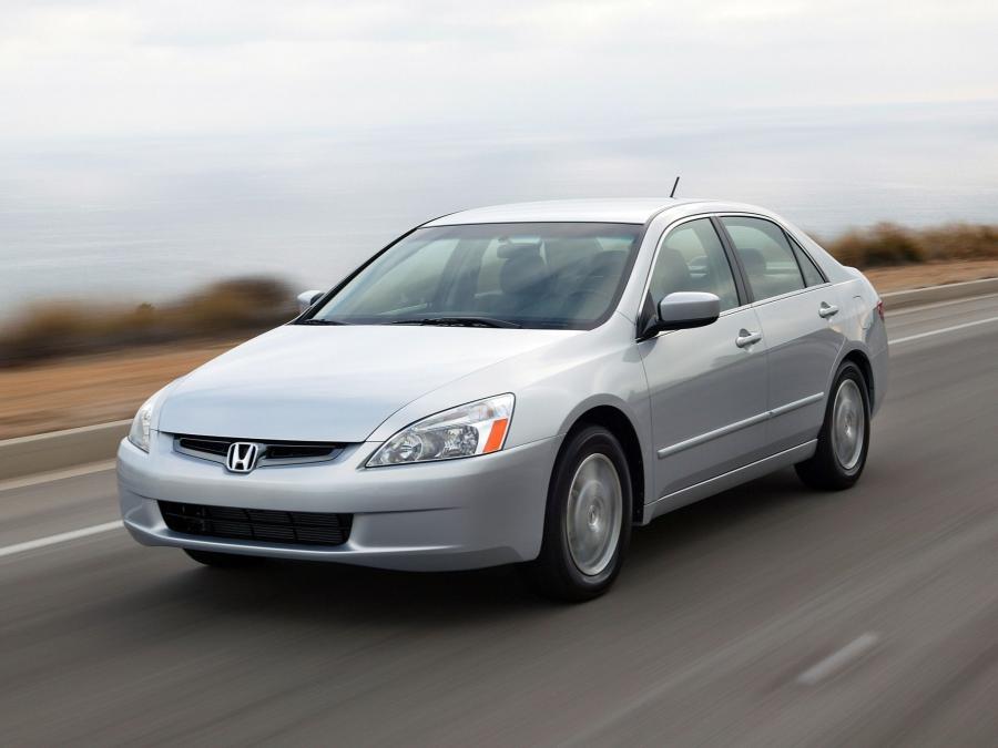 Honda Accord Hybrid 2005 года  (US) (фото 7 из 30)